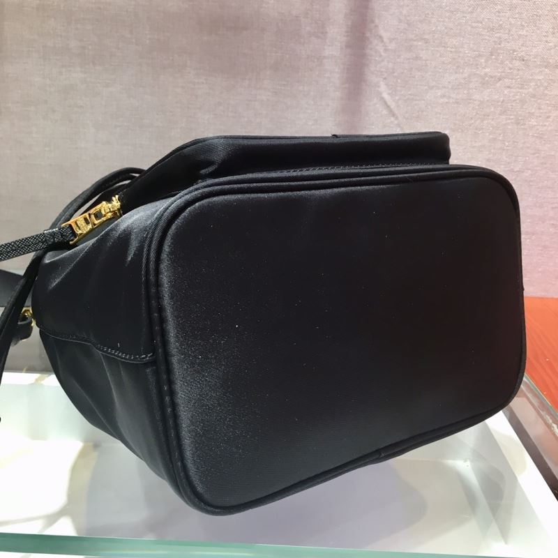 Pra*a bucket bags